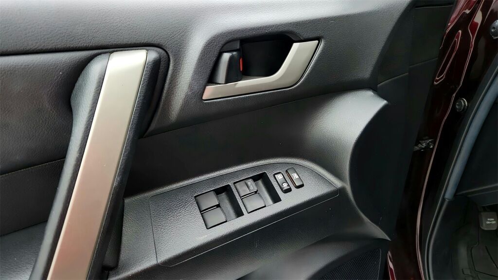 2013 Toyota Highlander Base Plus V6 Laurel MD