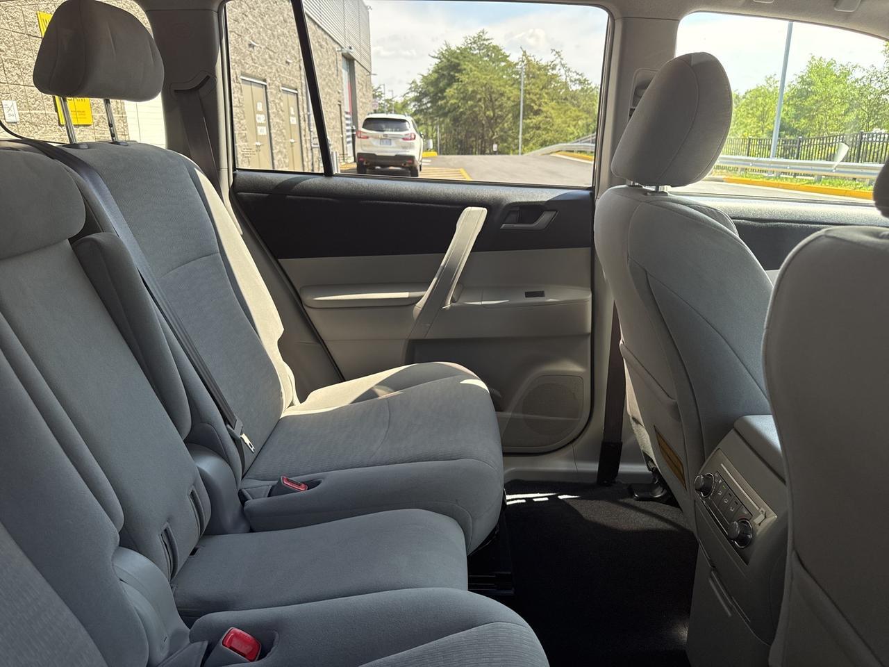 2013 Toyota Highlander Base Plus V6 Springfield VA