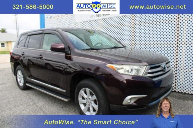 2013 Toyota Highlander PLUS 4X4 Plus 4X4