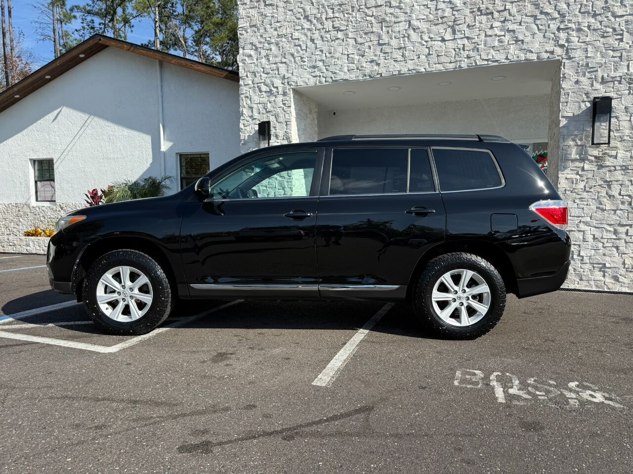2013 Toyota Highlander Plus 4D SUV FWD Jacksonville FL