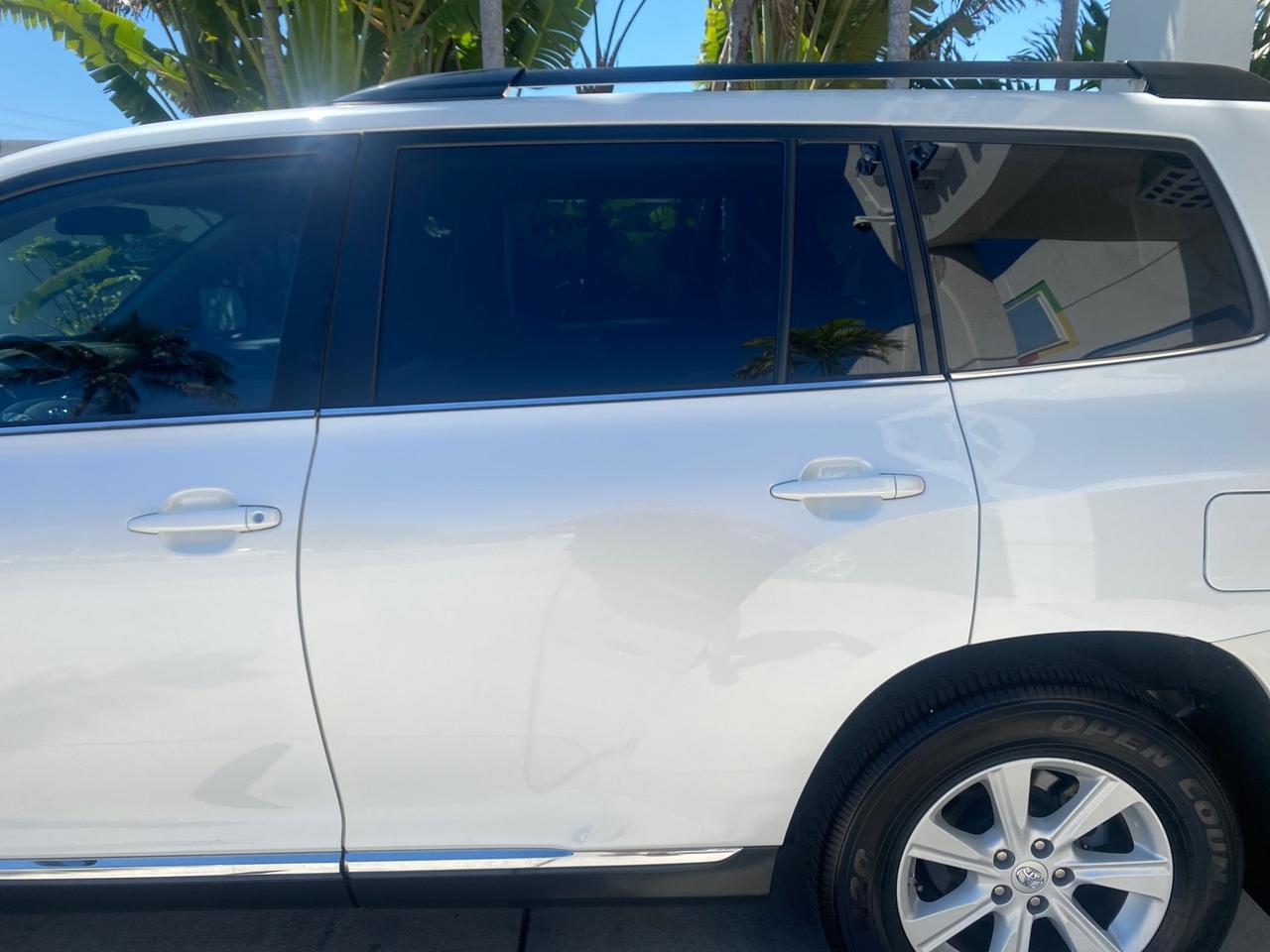 2013 Toyota Highlander Plus LOW MILES 42,200 1 OWNER Pompano Beach FL