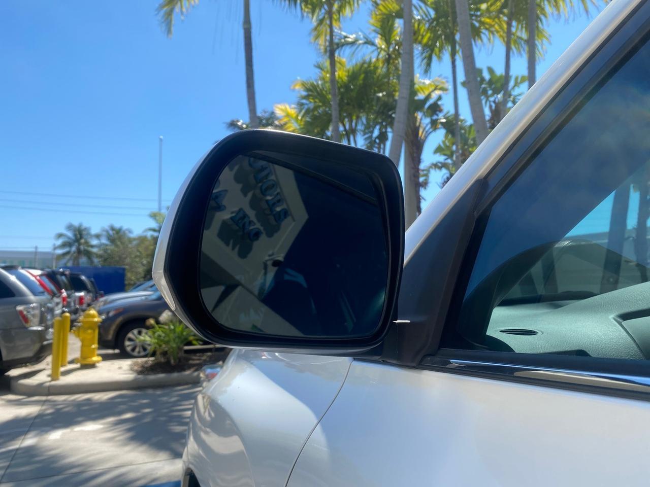 2013 Toyota Highlander Plus LOW MILES 42,200 1 OWNER Pompano Beach FL