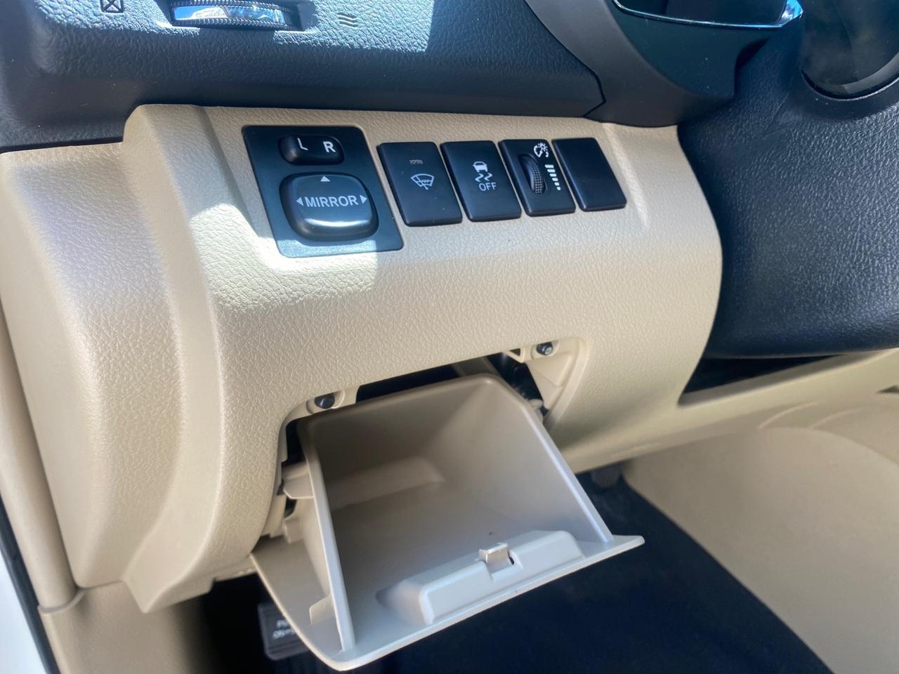 2013 Toyota Highlander Plus LOW MILES 42,200 1 OWNER Pompano Beach FL