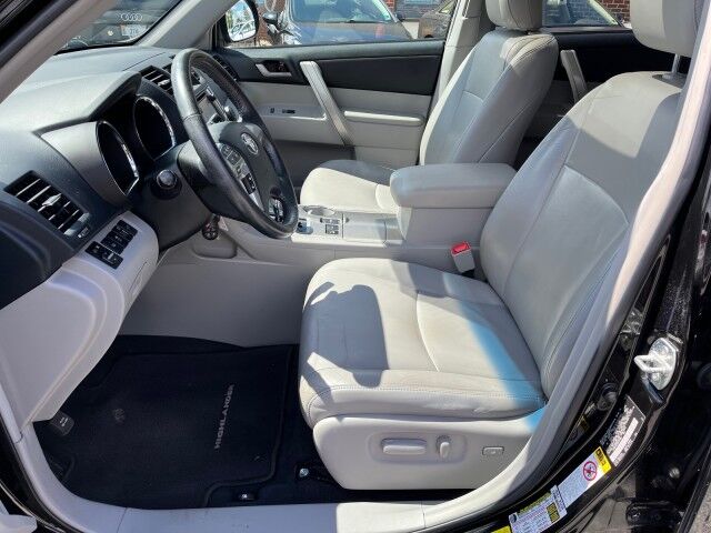 2013 Toyota Highlander SE 4WD Ashland VA