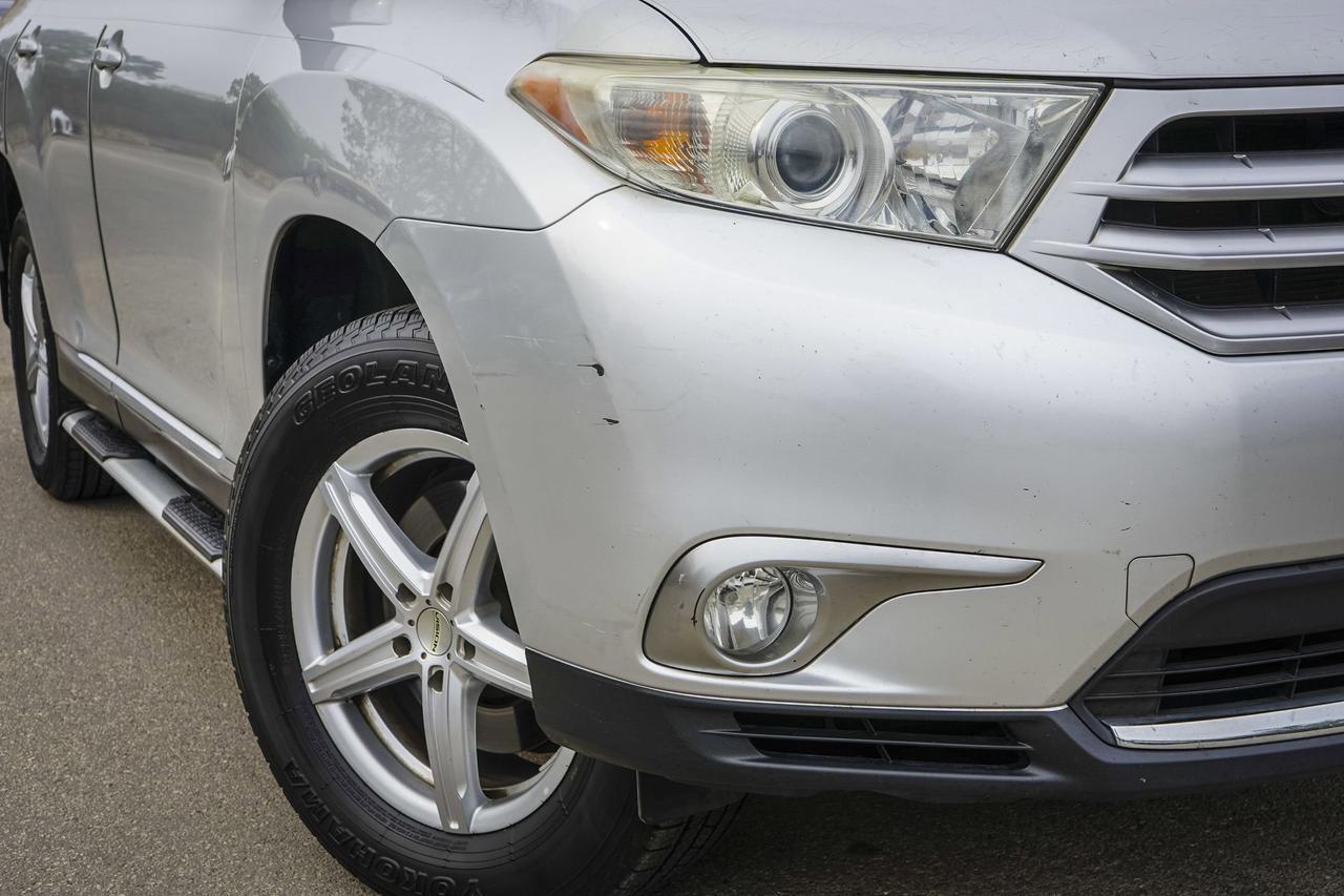 2013 Toyota Highlander SE
