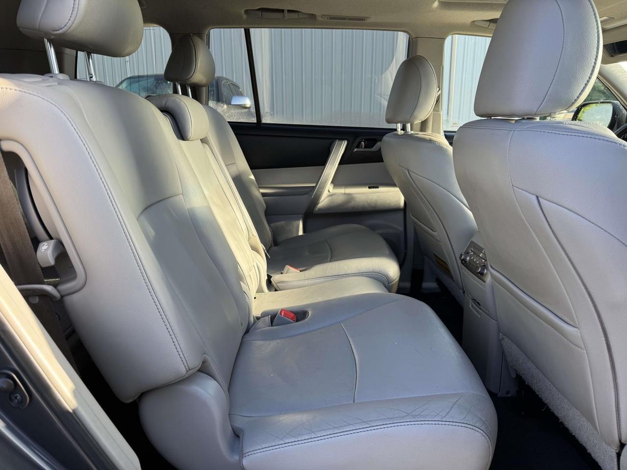 2013 Toyota Highlander SE Fredericksburg VA