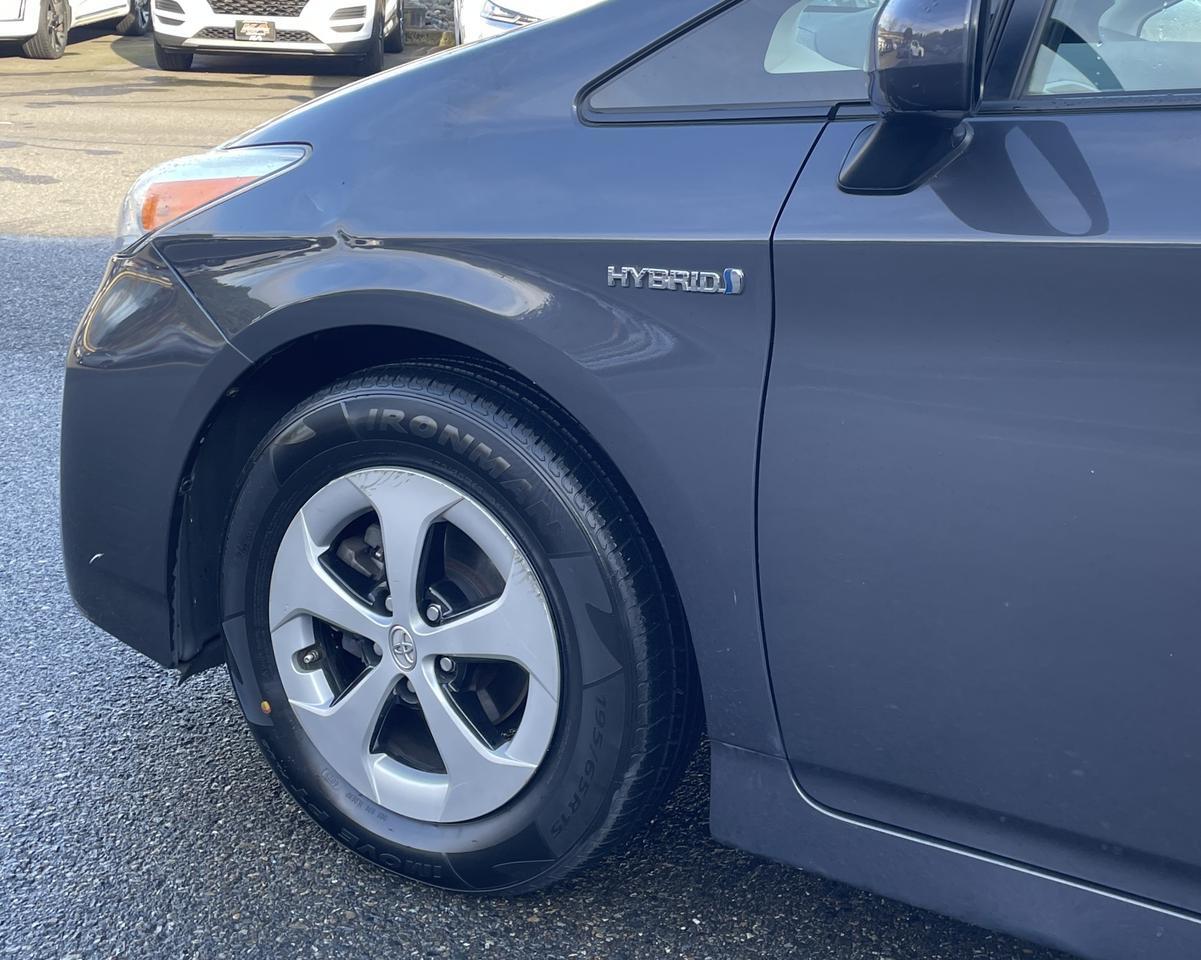 2013 Toyota Prius Four Hatchback 4D