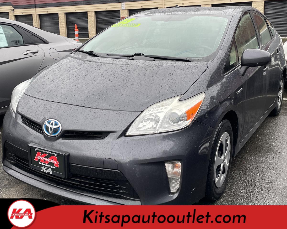 2013 Toyota Prius Four Hatchback 4D