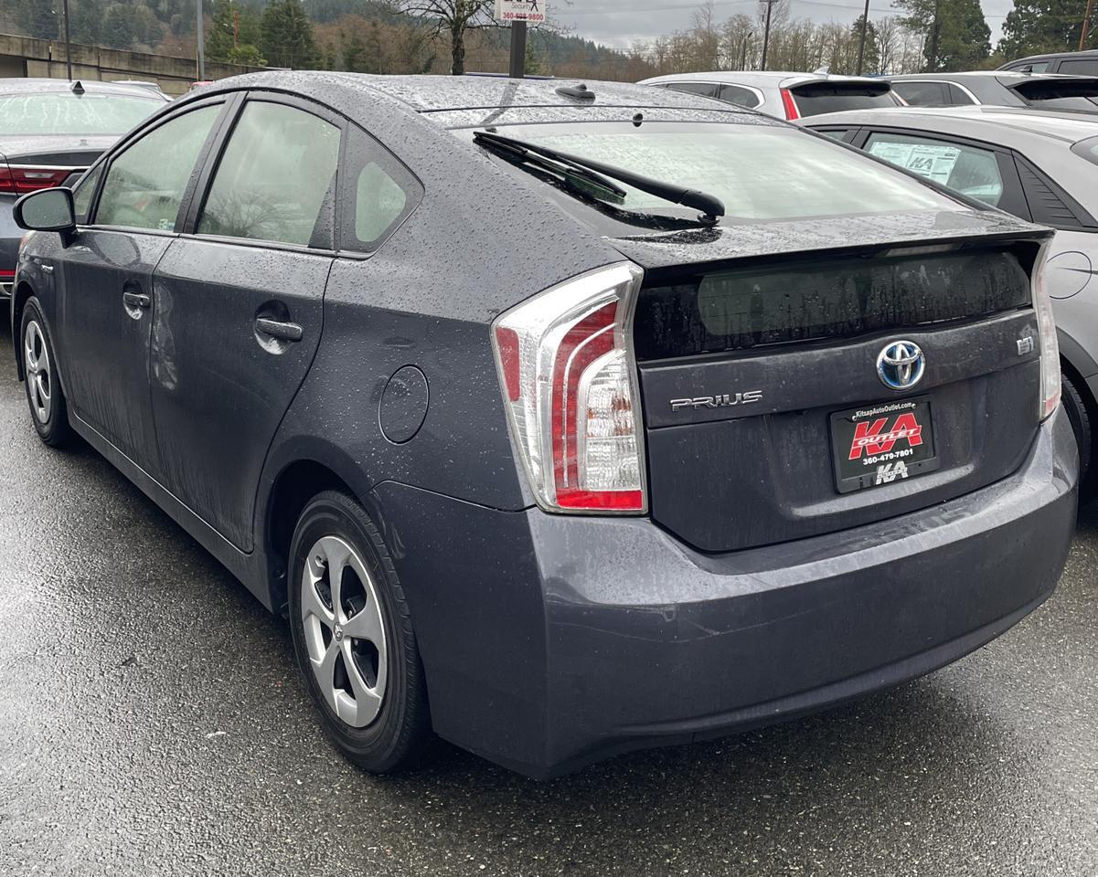 2013 Toyota Prius Four Hatchback 4D