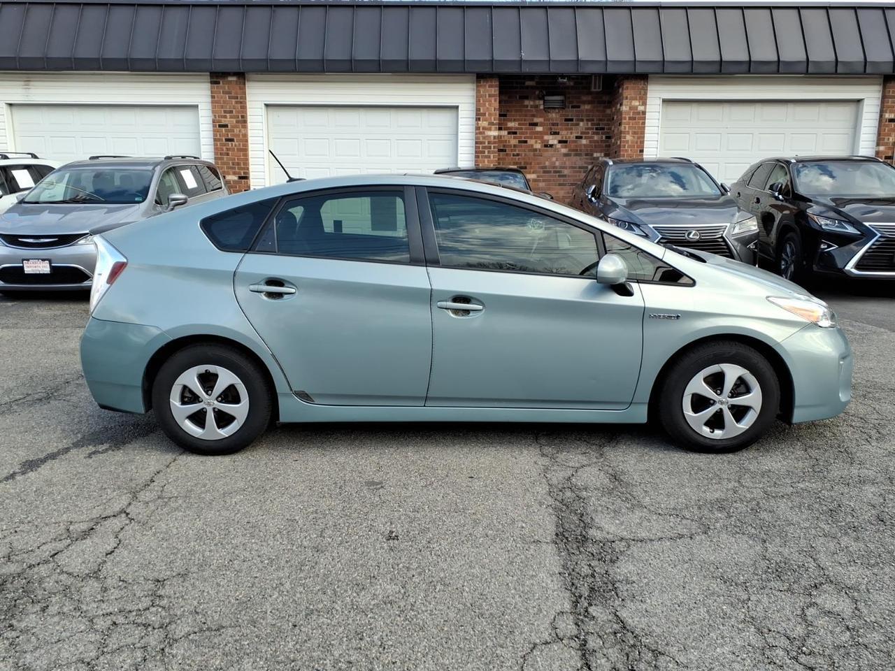 2013 Toyota Prius Four