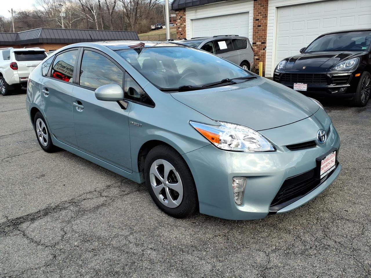 2013 Toyota Prius Four