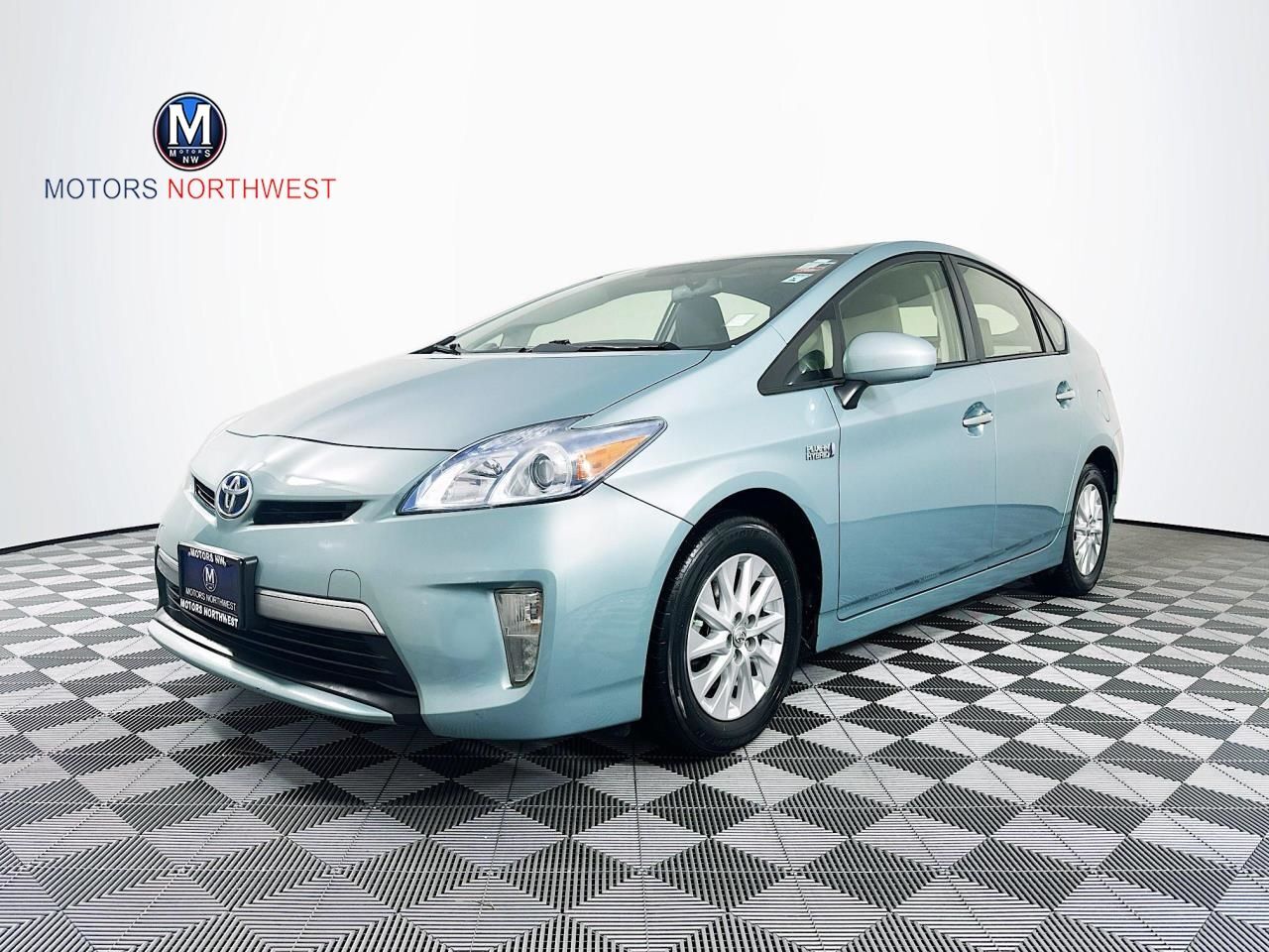 2013 Toyota Prius Plug-in Advanced
