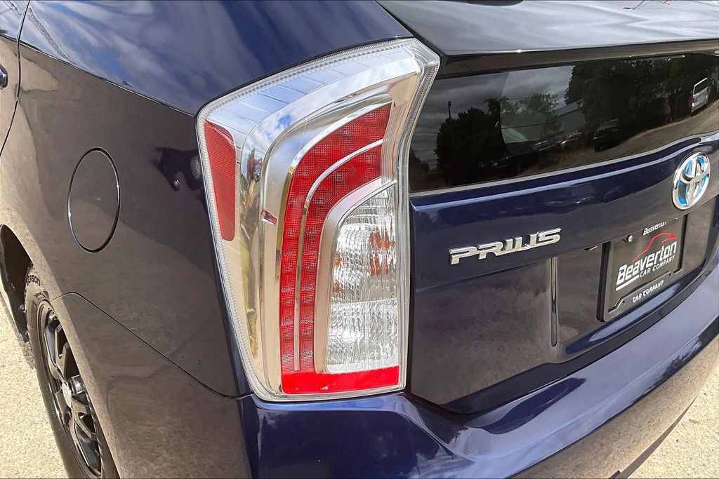 2013 Toyota Prius Two OR