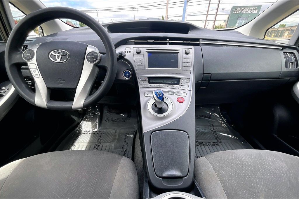 2013 Toyota Prius Two OR