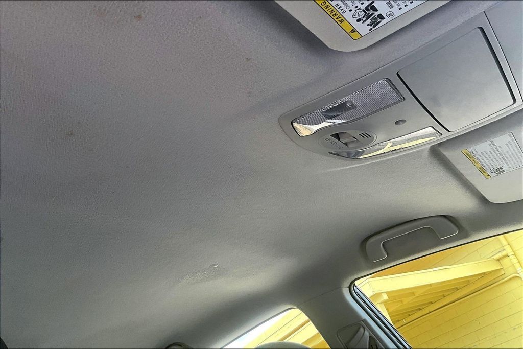 2013 Toyota Prius Two OR