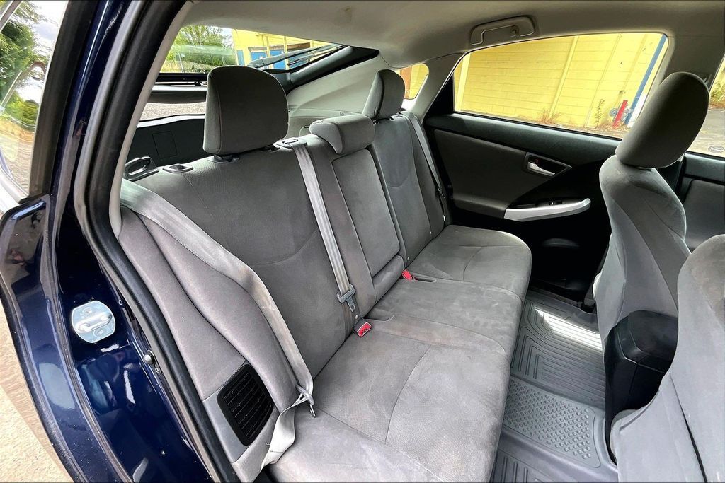 2013 Toyota Prius Two OR