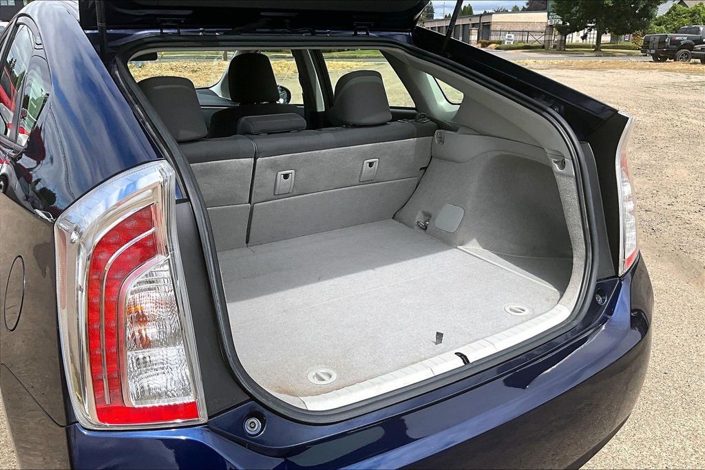 2013 Toyota Prius Two OR