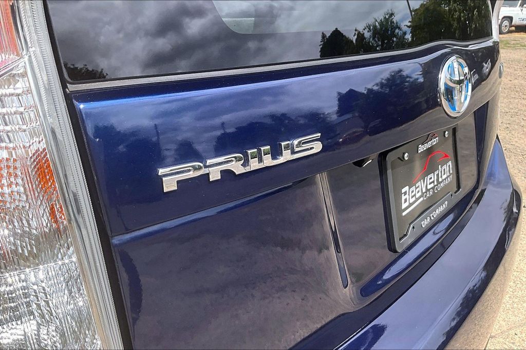 2013 Toyota Prius Two OR