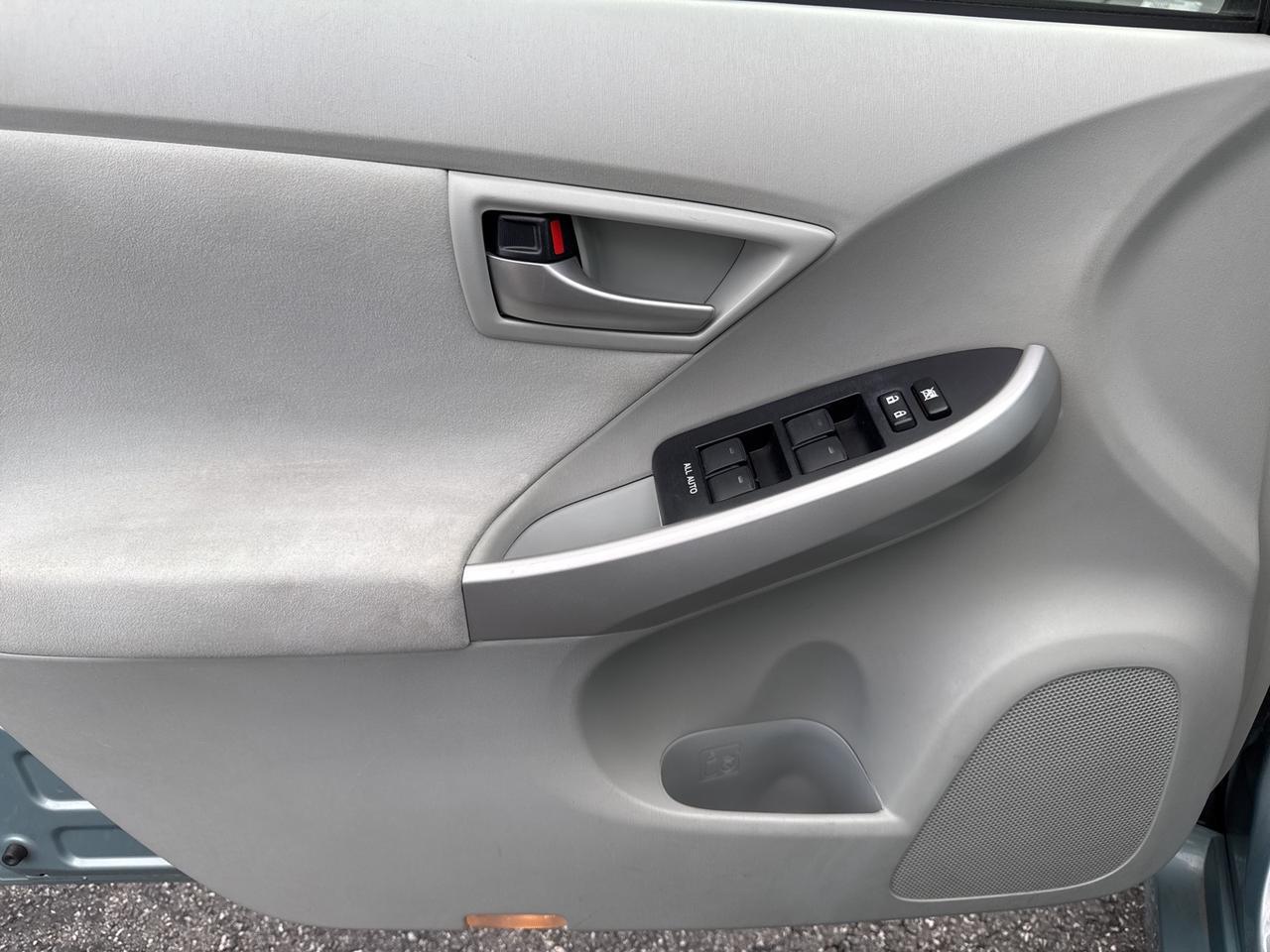 2013 Toyota Prius Two Warrenton VA