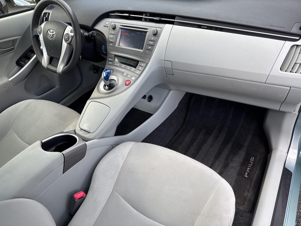 2013 Toyota Prius Two Warrenton VA