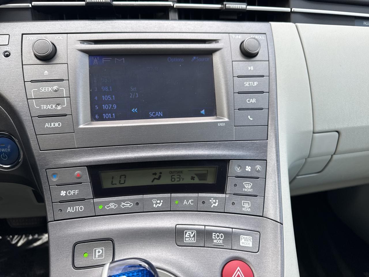 2013 Toyota Prius Two Warrenton VA