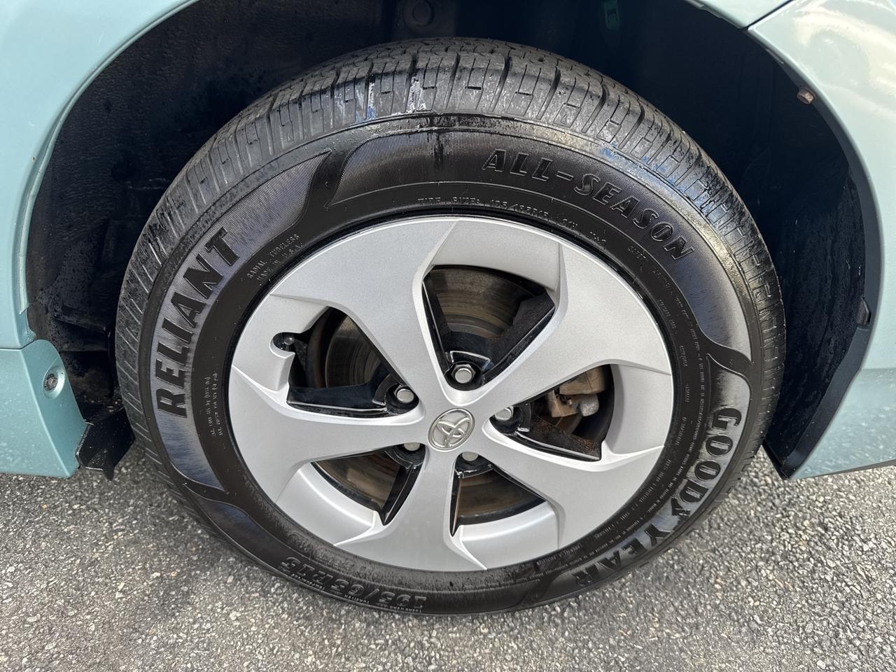 2013 Toyota Prius Two Warrenton VA