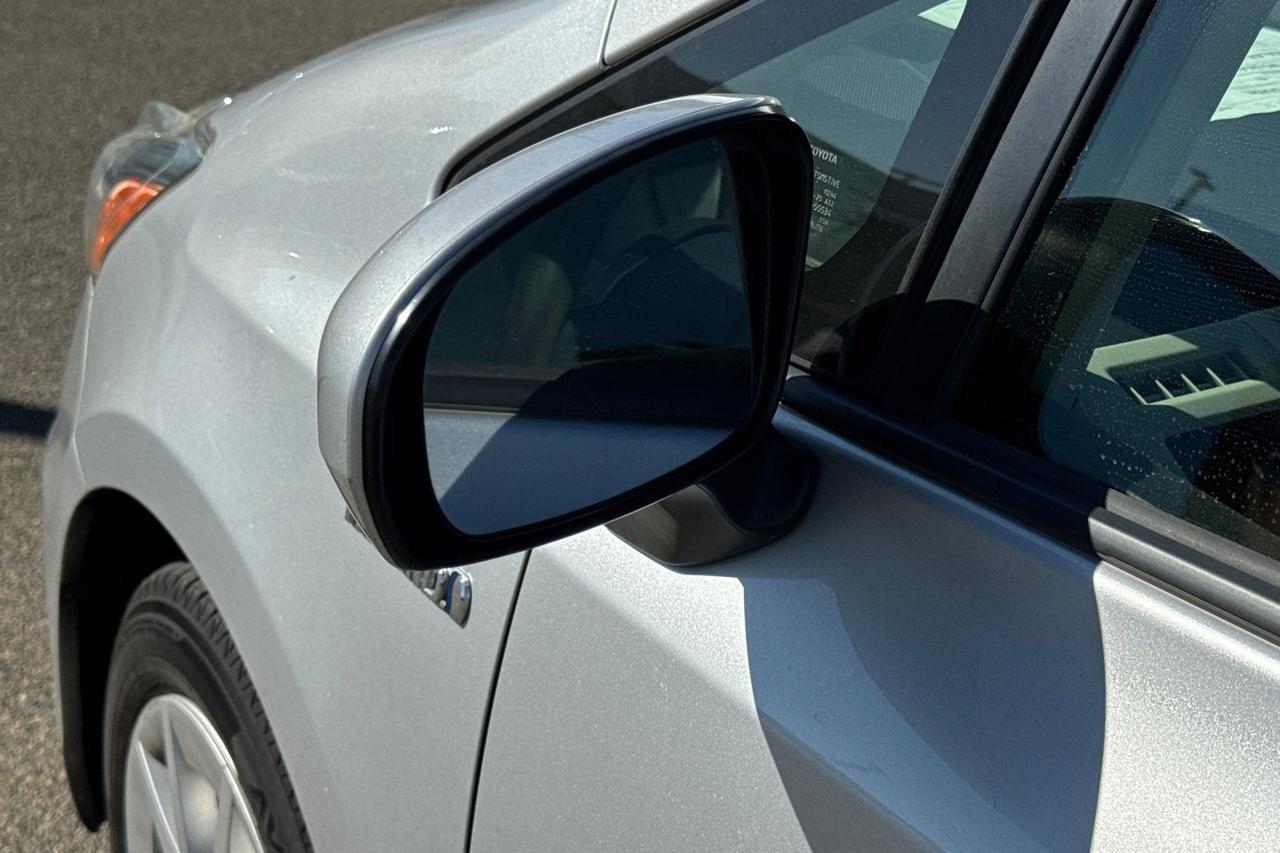 2013 Toyota Prius V Two Roseville CA