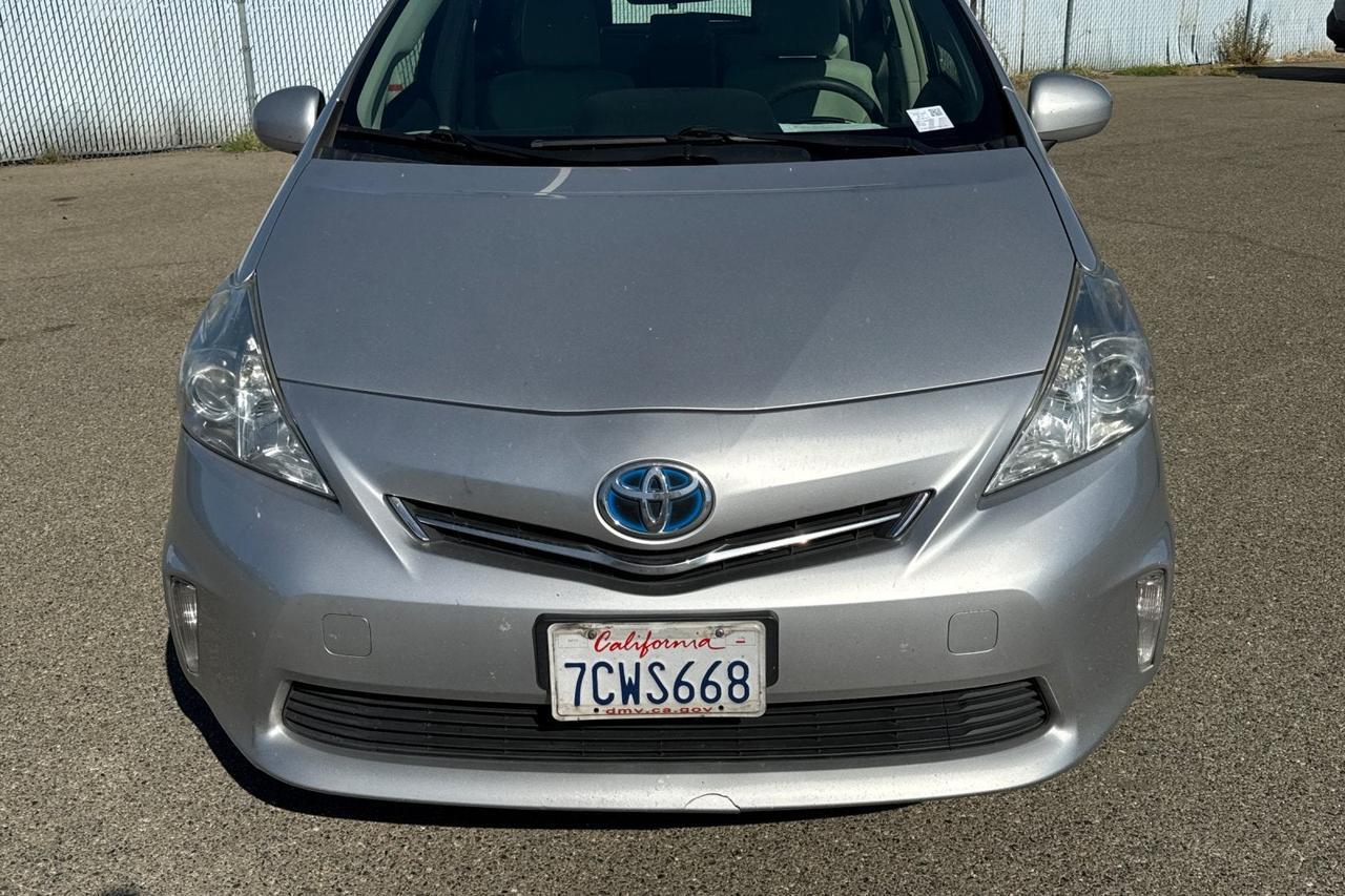2013 Toyota Prius V Two Roseville CA