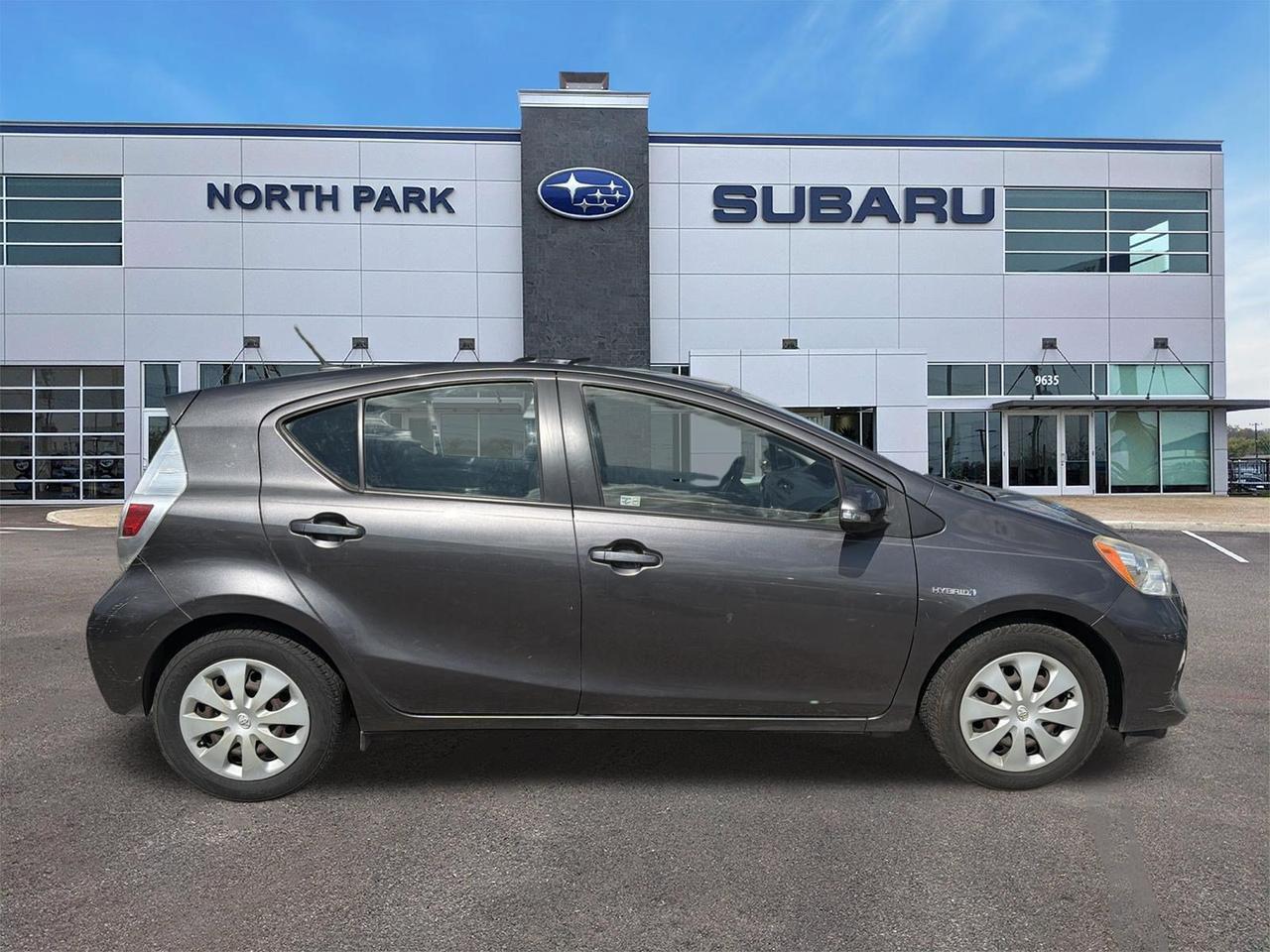 2013 Toyota Prius c Three
