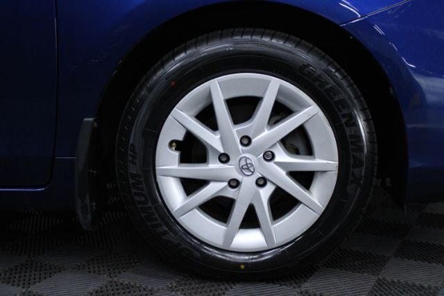 2013 Toyota Prius v Three Chantilly VA