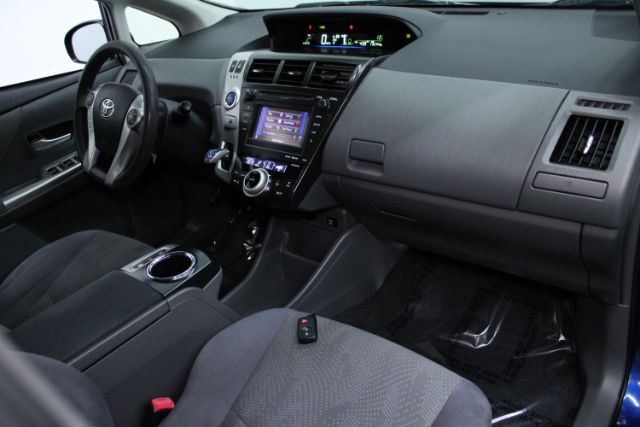 2013 Toyota Prius v Three Chantilly VA