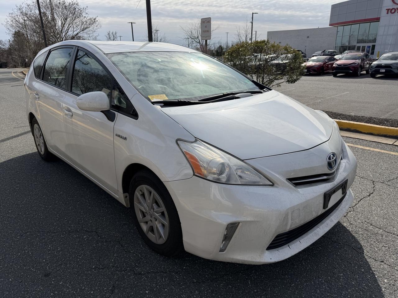 2013 Toyota Prius v Two
