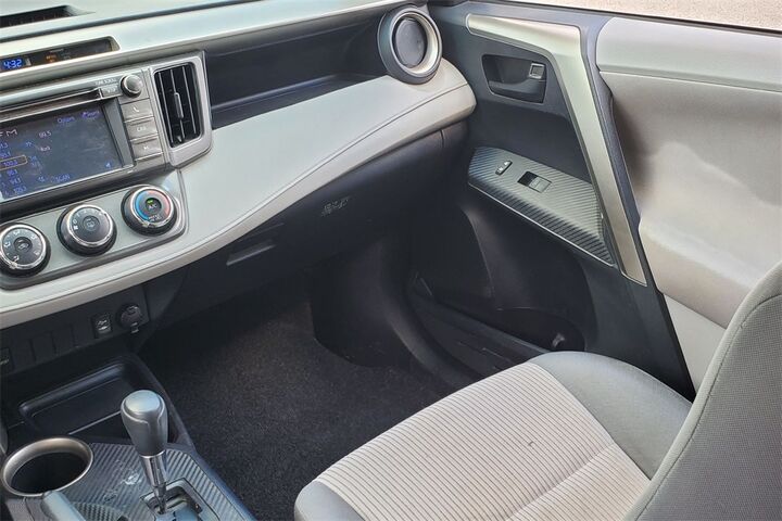 2013 Toyota RAV4 LE  TX