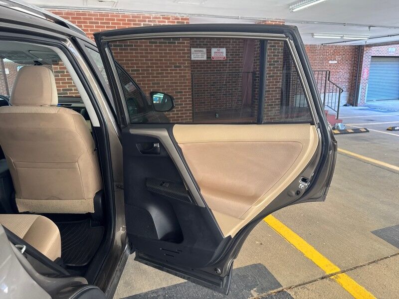 2013 Toyota RAV4 LE AWD Arlington VA