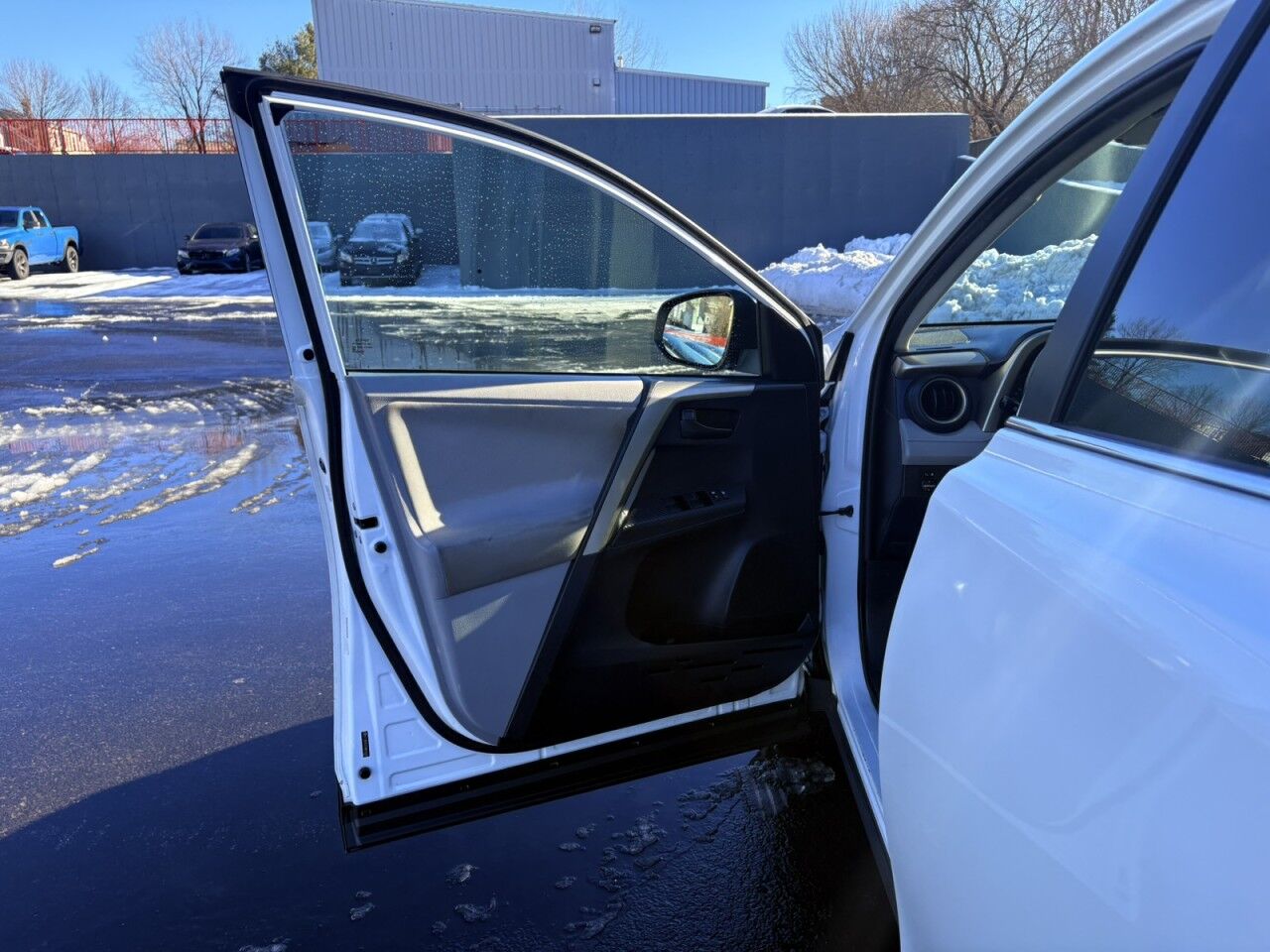 2013 Toyota RAV4 LE Fitchburg MA