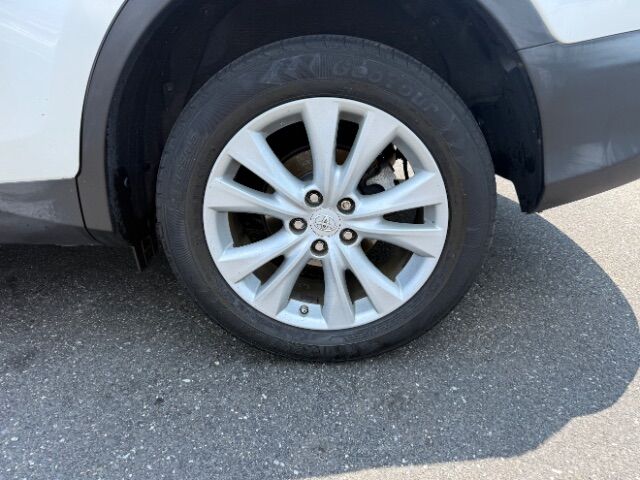 2013 Toyota RAV4 Limited East Islip NY
