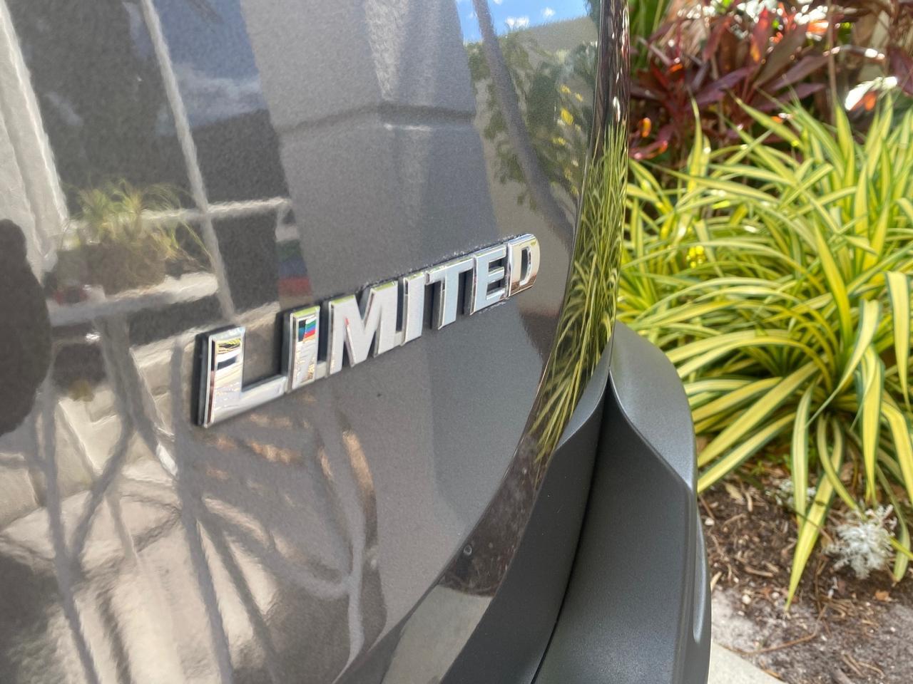 2013 Toyota RAV4 Limited LOW MILES 41,052 1 OWNER Pompano Beach FL