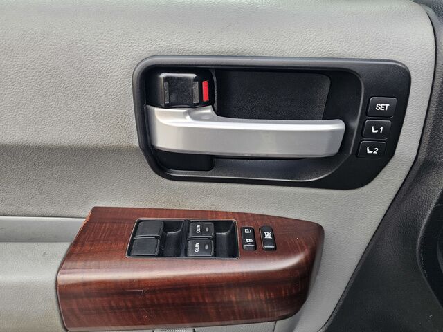 2013 Toyota Sequoia 5.7L PLATINUM Morrow GA