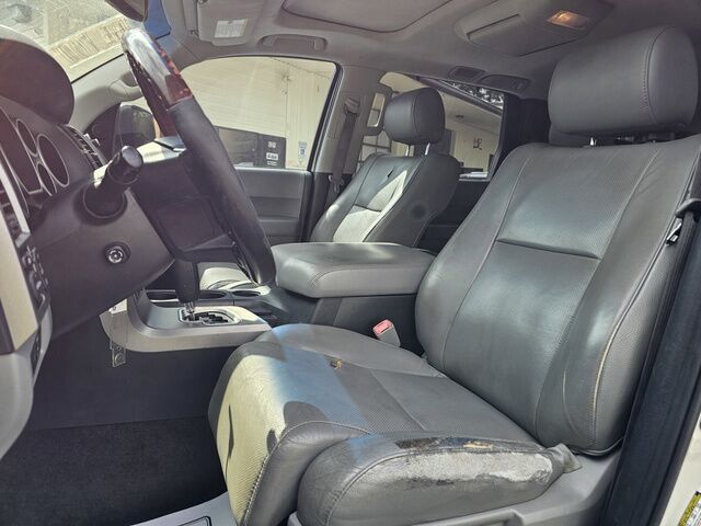 2013 Toyota Sequoia 5.7L PLATINUM Lithia Springs GA