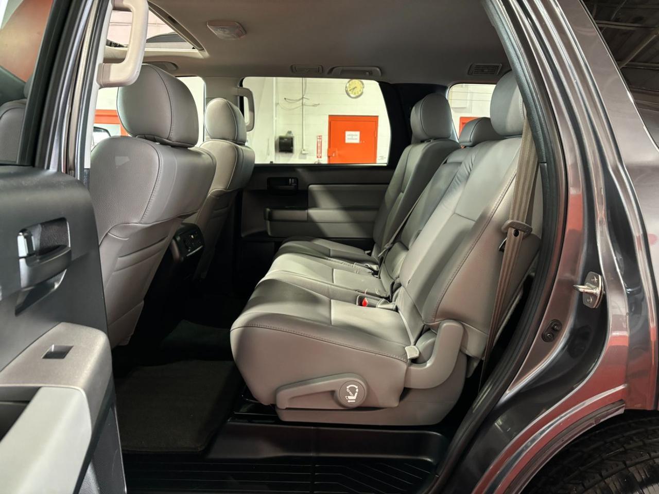 2013 Toyota Sequoia SR5 5.7L V8 Franklin OH