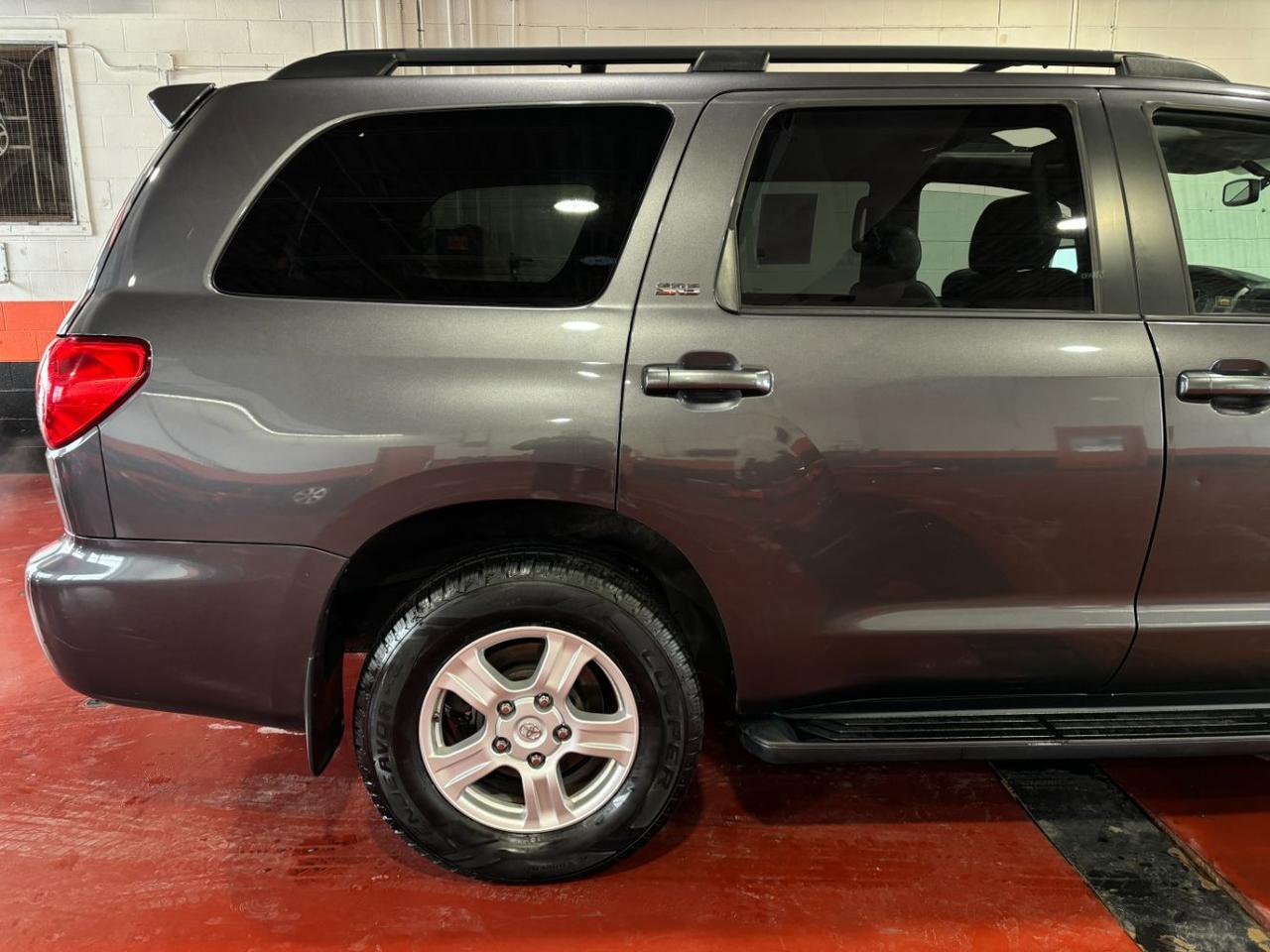 2013 Toyota Sequoia SR5 5.7L V8 Franklin OH