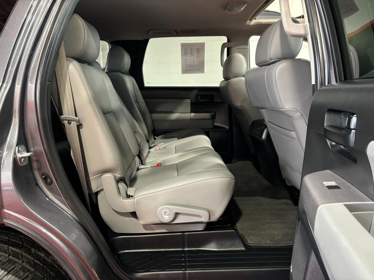 2013 Toyota Sequoia SR5 5.7L V8 Franklin OH