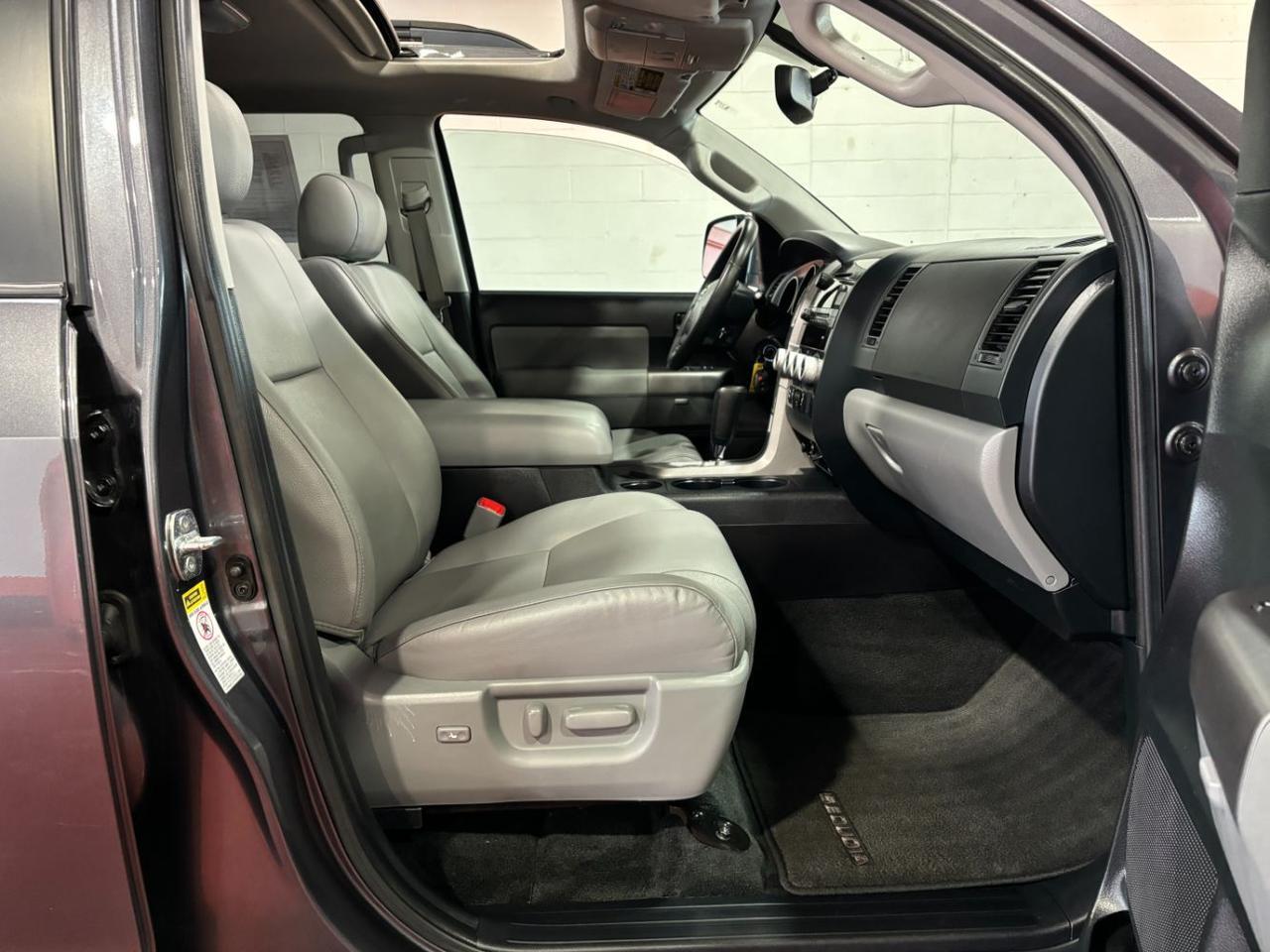 2013 Toyota Sequoia SR5 5.7L V8 Franklin OH