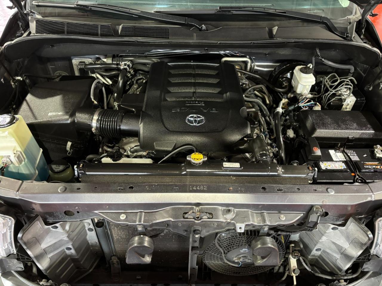 2013 Toyota Sequoia SR5 5.7L V8 Franklin OH