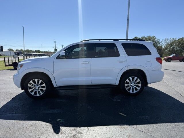 2013 Toyota Sequoia SR5