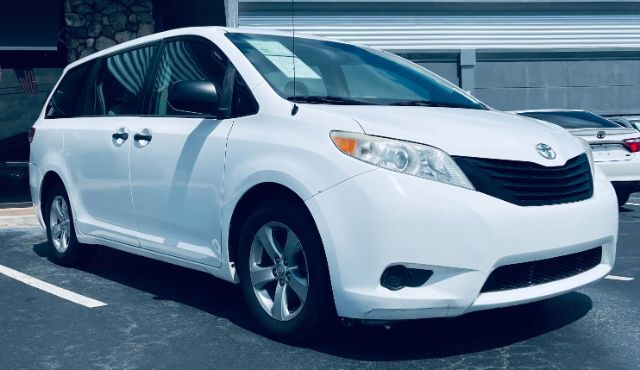 2013 Toyota Sienna FWD 7-Passenger V6 Hot Springs AR