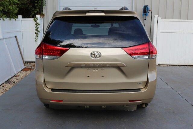 2013 Toyota Sienna LE AAS BraunAbility Wheelchair Accessible Van Knoxville TN