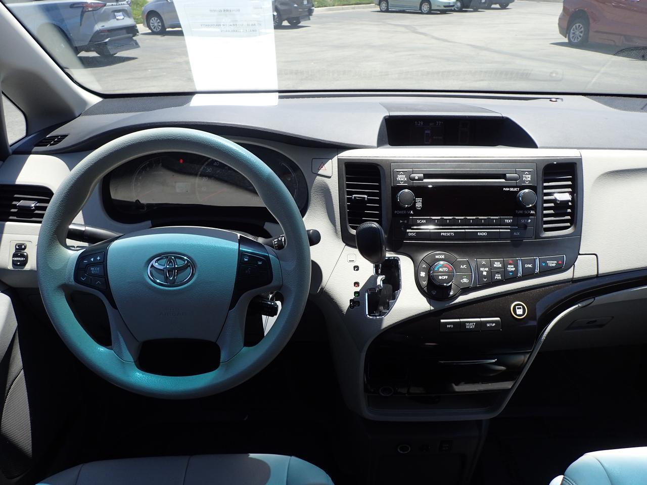 2013 Toyota Sienna LE Anaheim CA