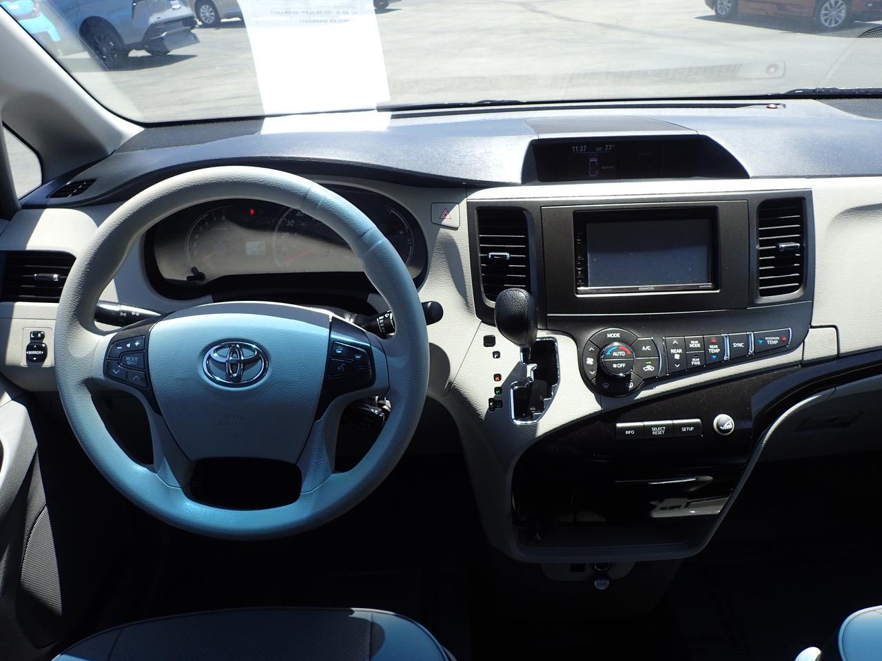 2013 Toyota Sienna LE Anaheim CA