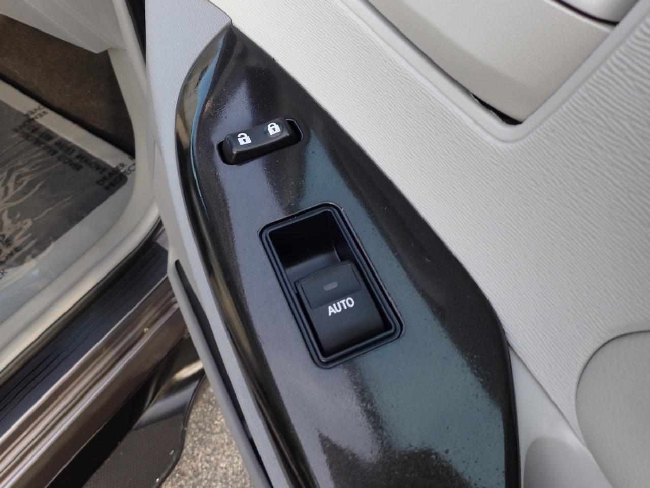 2013 Toyota Sienna LE Anaheim CA